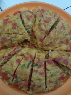 Foto resep Telur Dadar Sosis