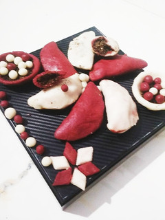 चुकन्दर अलसी गुड बगिया (Beetroot, Flax seed & Jaggery Bagiya) रेसिपी मुख्य फोटो