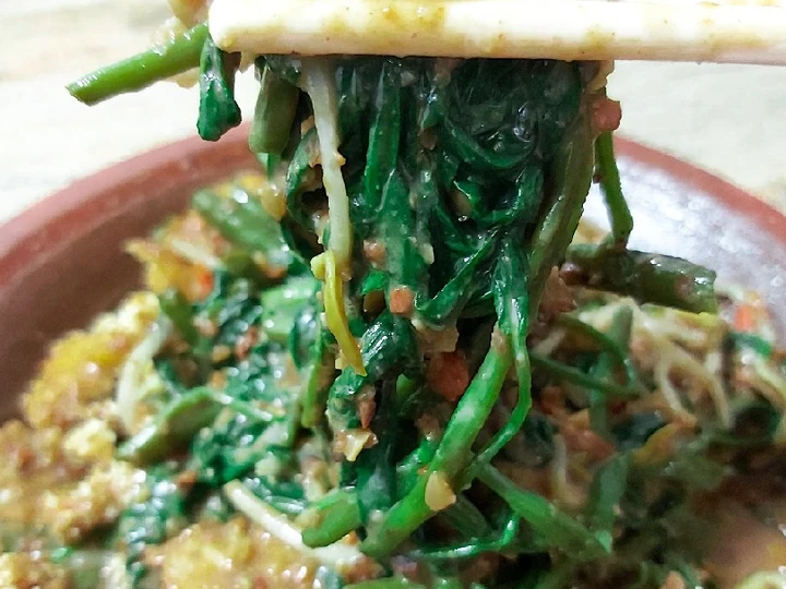 Langkah Mudah untuk Membuat Resep Rujak petis kangkung #rujakpetis #kangkung #petiskangkung yang Lezat Anti Ribet, Lezat