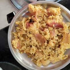 A picture of Boiled fried rice.