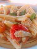 Casarecce con pomodorini filetto di tonno e basilico