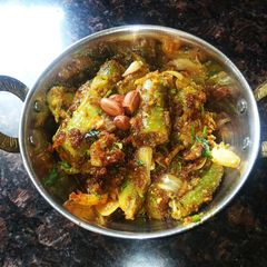 A picture of Ridge gourd stuffed.