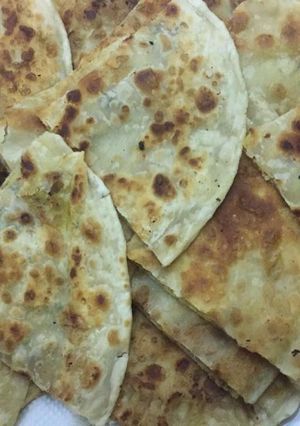 A picture of Aloo ka paratha.