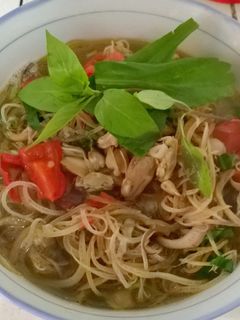 Hình của món CANH HẾN NẤU HOA CHUỐI.
