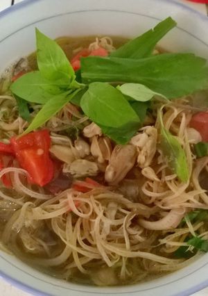 Hình của món CANH HẾN NẤU HOA CHUỐI.