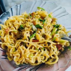 A picture of Veg Maggi masala.