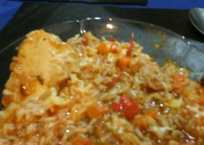 Guiso Argentino de arroz y pollo. El más rico, receta de mamá Receta de  Yesi The Walking Dead- Cookpad