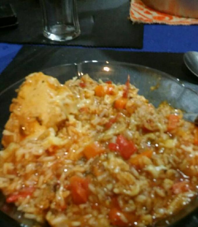 Una foto de Guiso Argentino de arroz y pollo. El más rico, receta de mamá