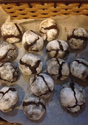 Hình của món Chocolate Crinkles.