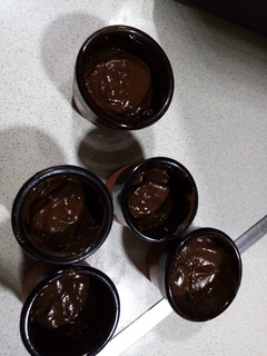 Una foto de Mousse de chocolate