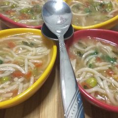 A picture of Veg noodles soup.