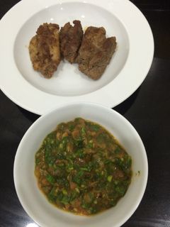Hình của món Trứng cá thu sốt cà.