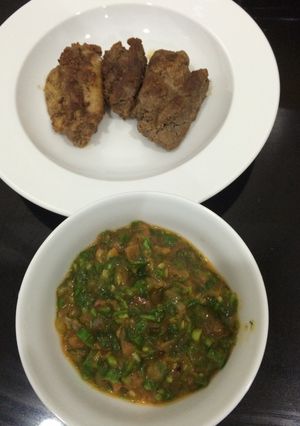 Hình của món Trứng cá thu sốt cà.