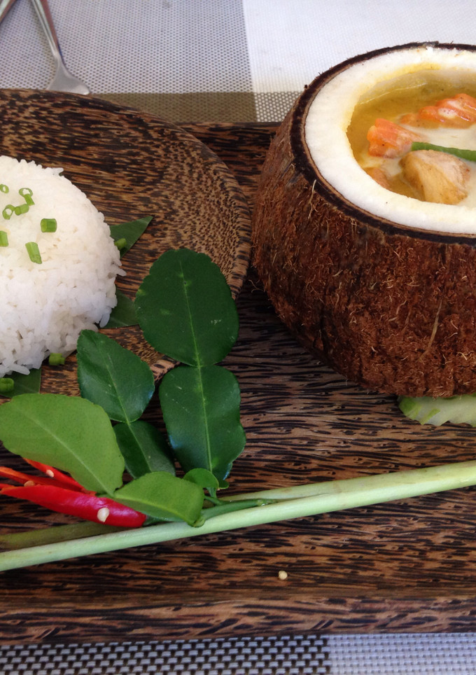Una foto de Curry khmer de pollo, cocina Birmana