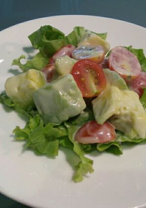 Hình của món Salad bơ.