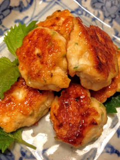 Una foto de Albóndigas de pollo y tofu