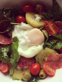 Hình của món Italian salad (10 phút là xong).