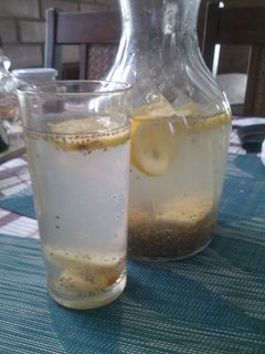 Una foto de Refrescante Agua de chia