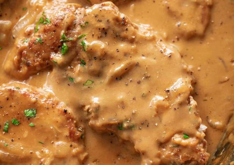 Easiest Way to Prepare Perfect Pork Chops w/ Country Gravy