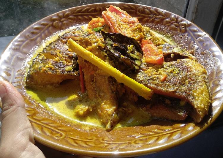 Ikan Nila santan kuning