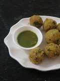 #monsoon Fritters from leftover rice and pulse