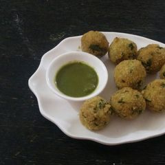 A picture of #monsoon Fritters from leftover rice and pulse.