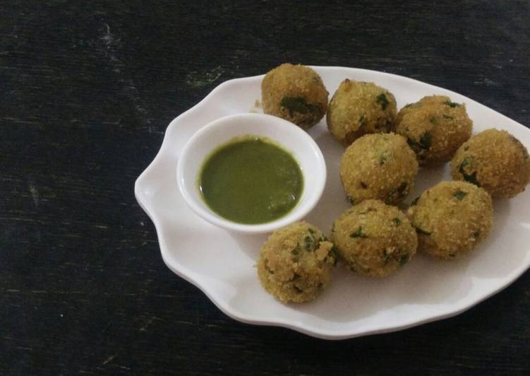 #monsoon Fritters from leftover rice and pulse