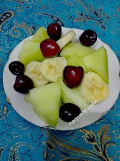 عکسی از دستور سالاد میوه های فصل