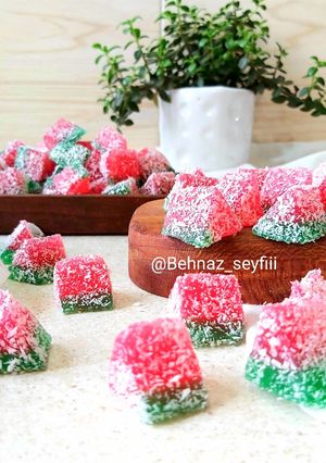 عکسی از دستور باسلوق ژله ای یلدایی🍉