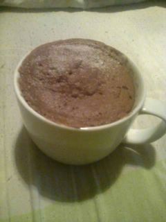 Una foto de Torta taza en 5' (al microondas) (MugCake) 🍧🍰