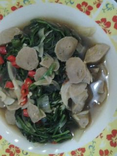 Foto resep Tumis kangkung bakso