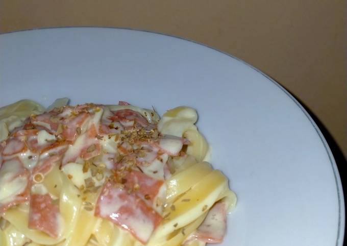 Fettucini Carbonara by Mami Kala