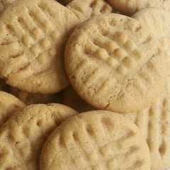 A picture of Authentic American Peanut Butter Cookies.