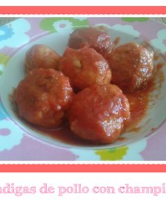 Una foto de Albóndigas de pollo con champiñones