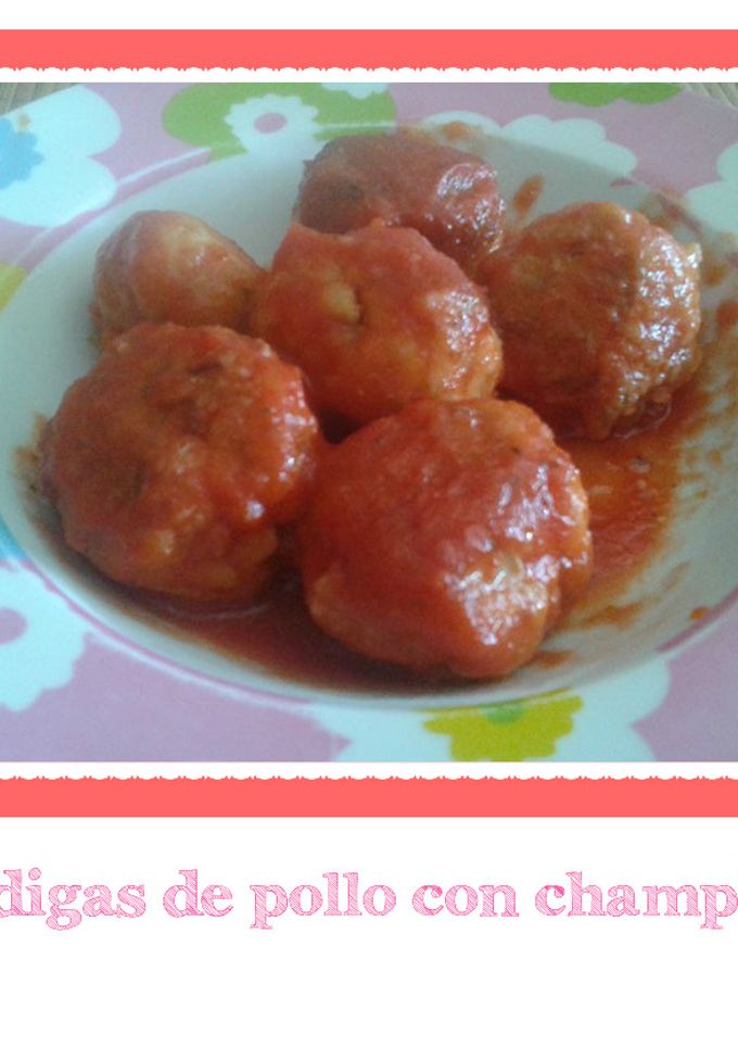 Una foto de Albóndigas de pollo con champiñones
