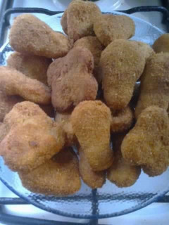 Una foto de Patitas de pollo caseritas y deliciosas 
