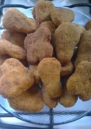 Una foto de Patitas de pollo caseritas y deliciosas 