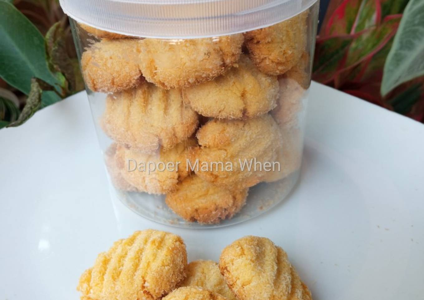 Coconut Cookies (Kue Kelapa Kering)