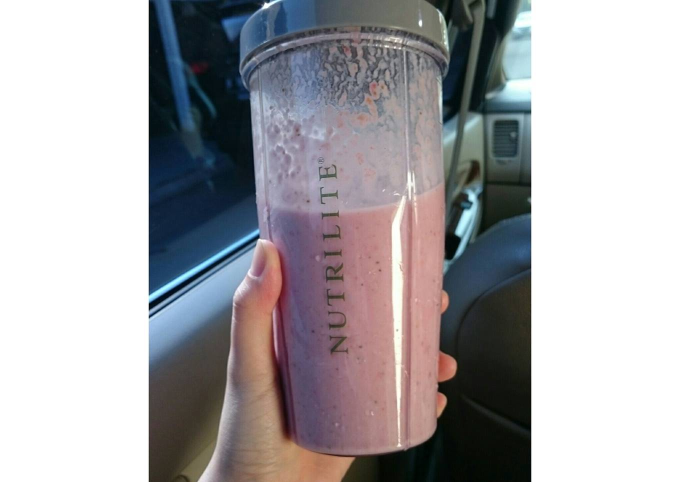 Healthy strawberry smoothies