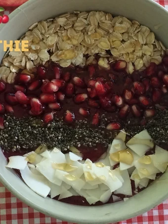 Recipe Very Berry Smoothie Bowl the Awesome  Can spoil the tongue