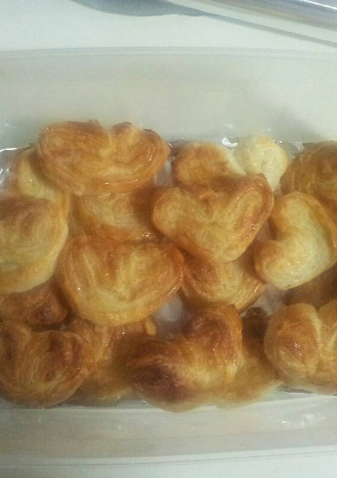 Una foto de Palmeritas y croissant