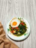 Tumis Kangkung dengan Telur Ceplok