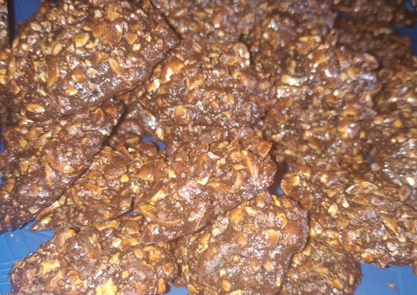 Kue kacang coklat ovaltine