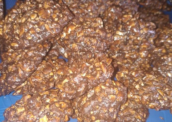 Resep: Kue kacang coklat ovaltine Yang Mudah