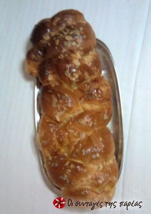 Φωτογραφία της συνταγής Τσουρέκια στο μίξερ