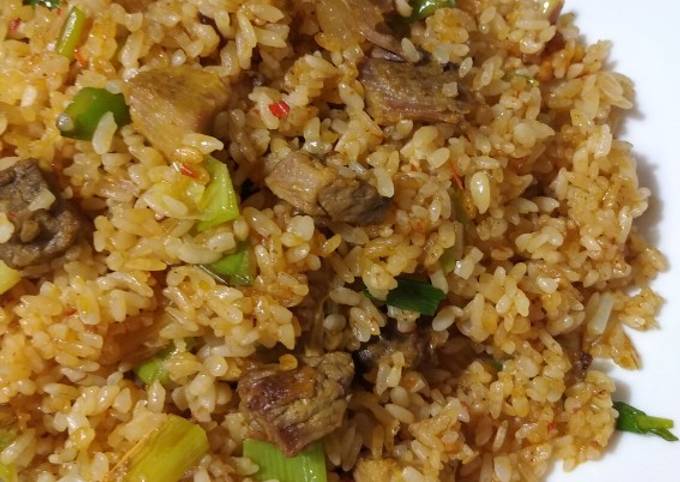 Nasi goreng daging sapi