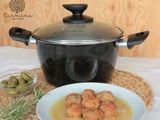 Albóndigas en salsa de almendras