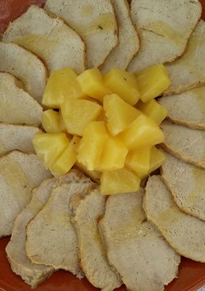 Una foto de Lomo con piña