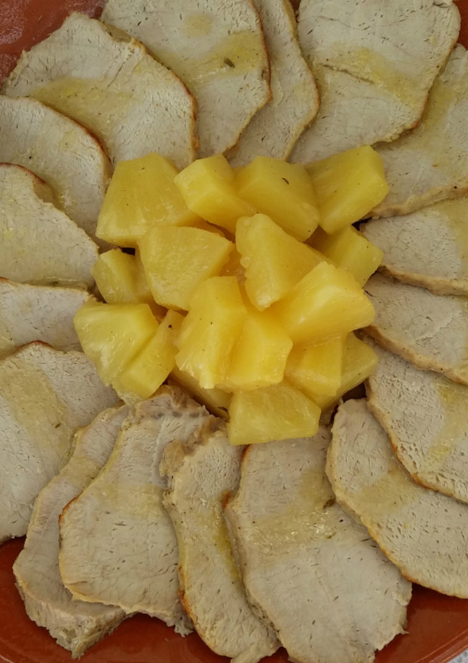 Una foto de Lomo con piña