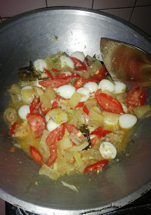 Foto resep Kikil Pedas Telur Puyuh